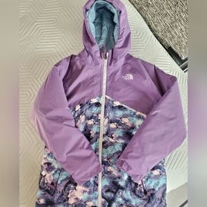 Girl's Size 14/16 North Face Ski Jacket in excellent condition!